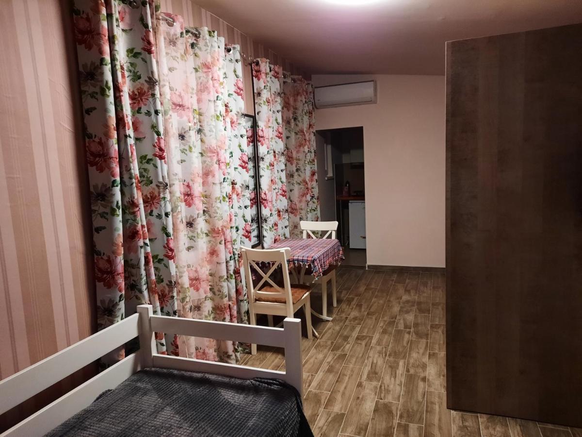 סקופיה Green Villa Rodna מראה חיצוני תמונה