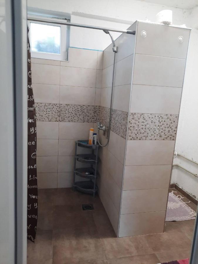 סקופיה Green Villa Rodna מראה חיצוני תמונה